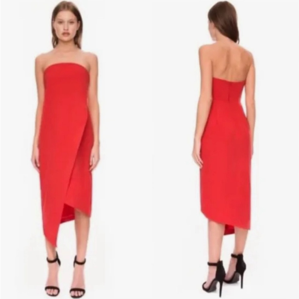 Elegant Red Strapless Dress